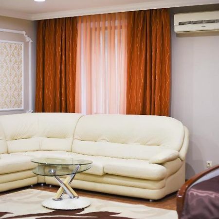Sky Luxe Hotel Astana Zewnętrze zdjęcie