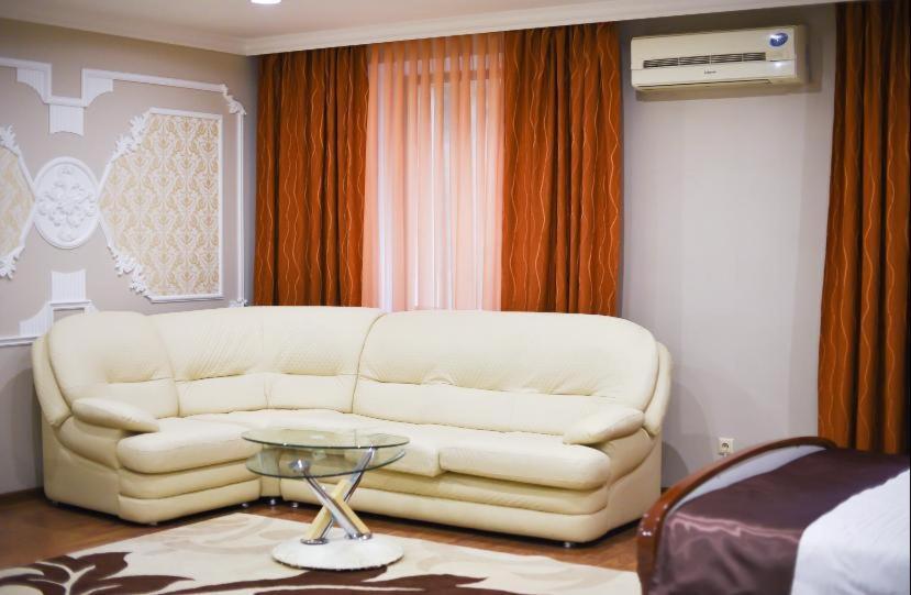 Sky Luxe Hotel Astana Zewnętrze zdjęcie