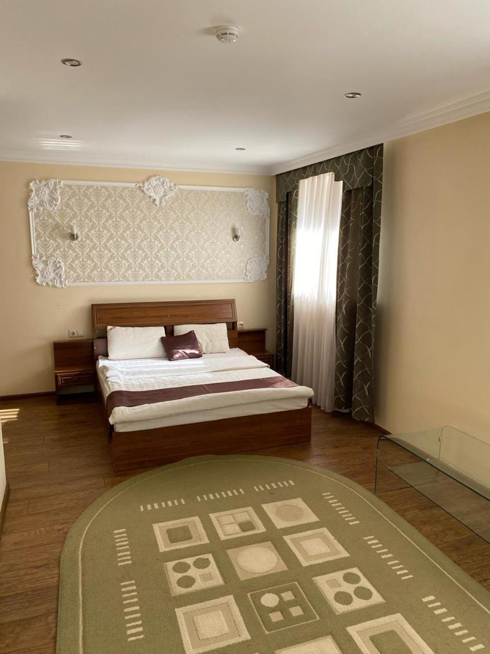Sky Luxe Hotel Astana Zewnętrze zdjęcie