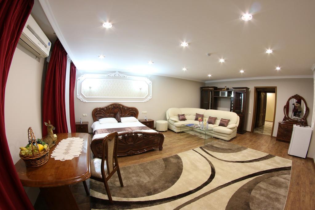 Sky Luxe Hotel Astana Zewnętrze zdjęcie