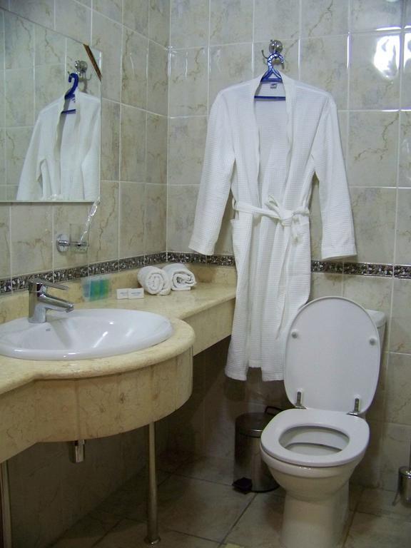 Sky Luxe Hotel Astana Pokój zdjęcie