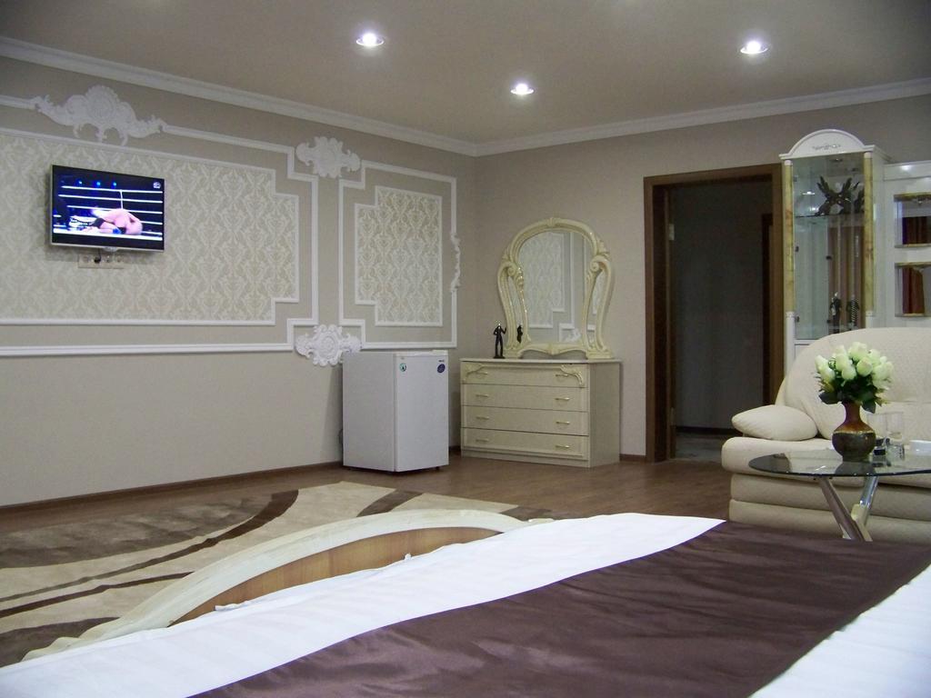 Sky Luxe Hotel Astana Zewnętrze zdjęcie